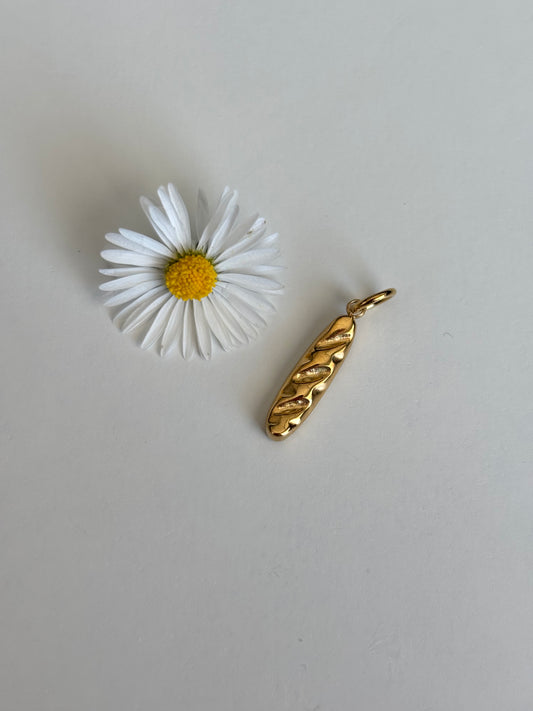 Charm Baguette